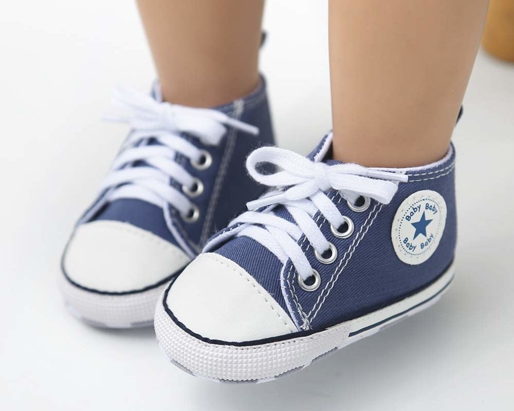 How to Buy The Right Kind of Shoes for Your Baby?