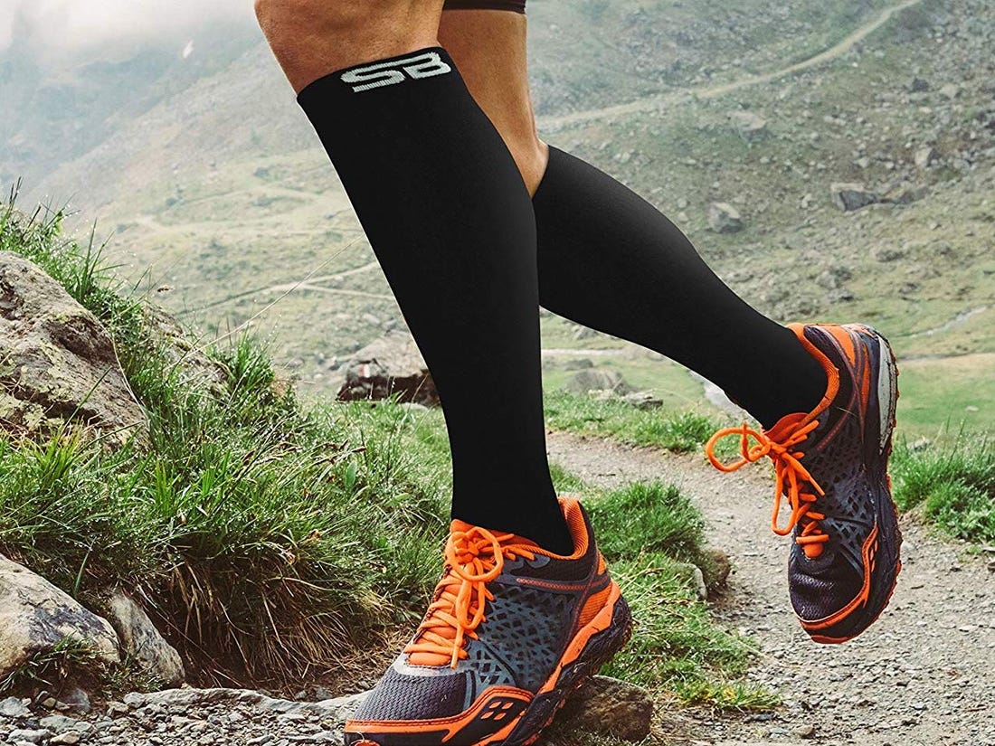 Everything you need to know about wearing compression socks in the summer