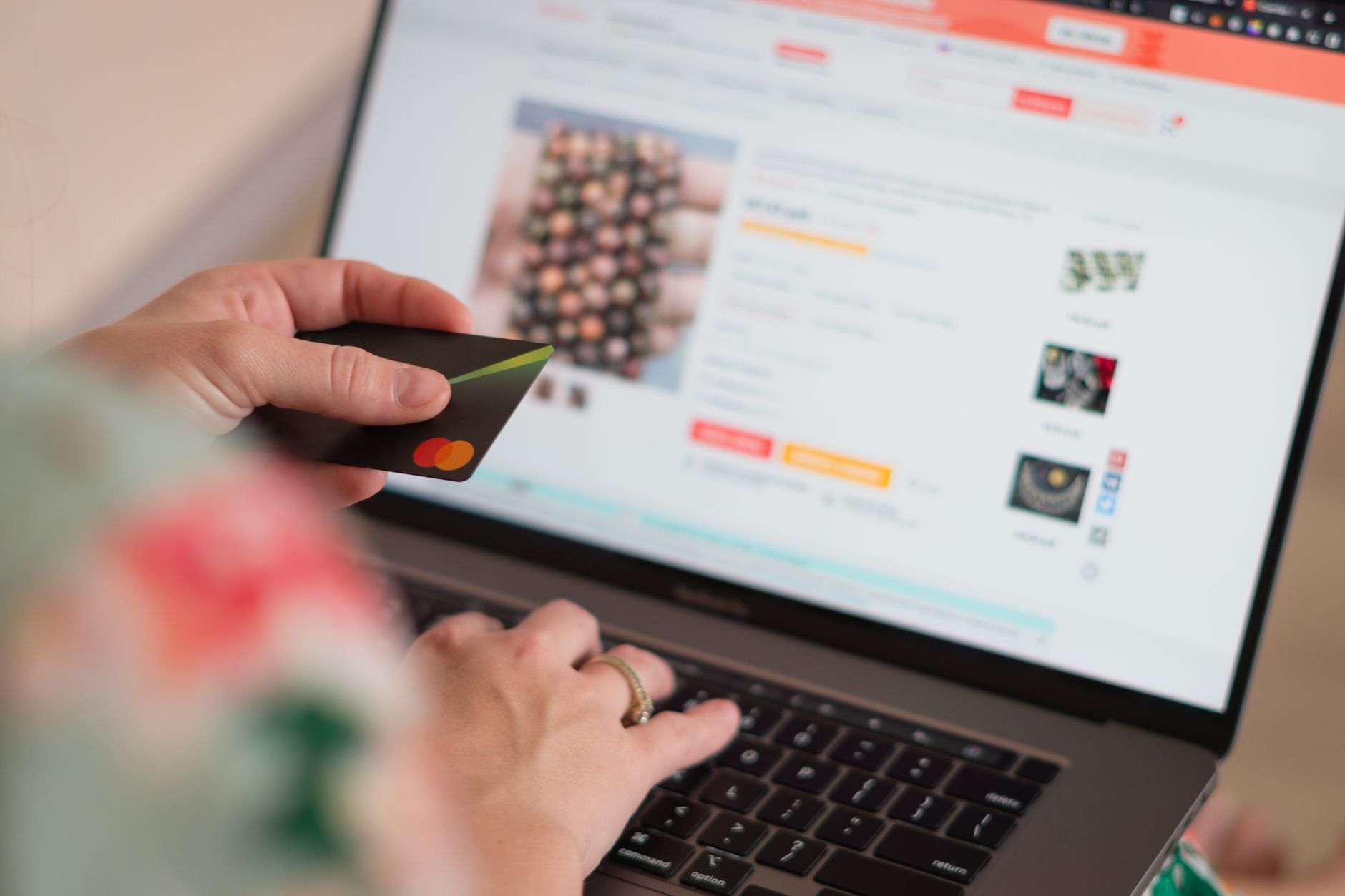 CaratLane Australia e-commerce: Is It the Best Online Store?