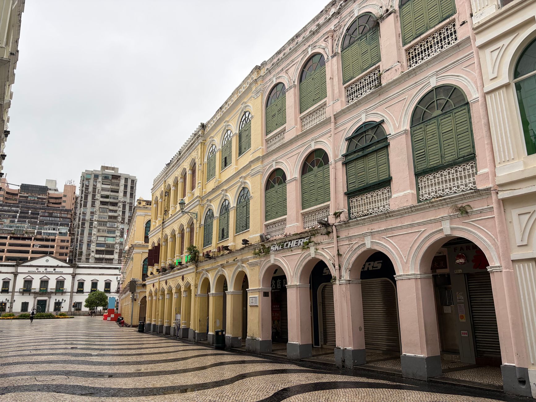 Furla boutique Macao: The Best New Fashion Destination